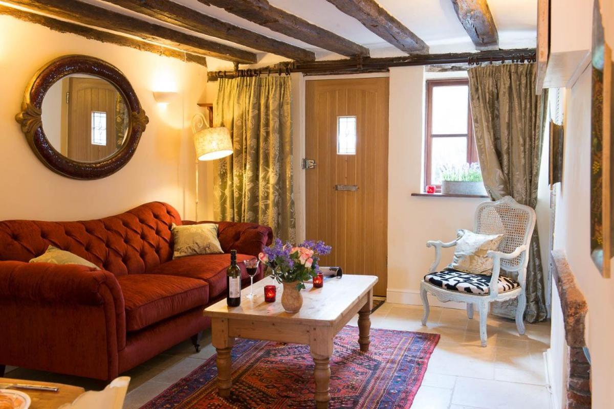 Meddlars A Historic Cottage On The Countryside Edge Of A Vibrant Market Town Hadleigh  المظهر الخارجي الصورة